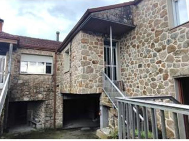Casa en venta en Lobios