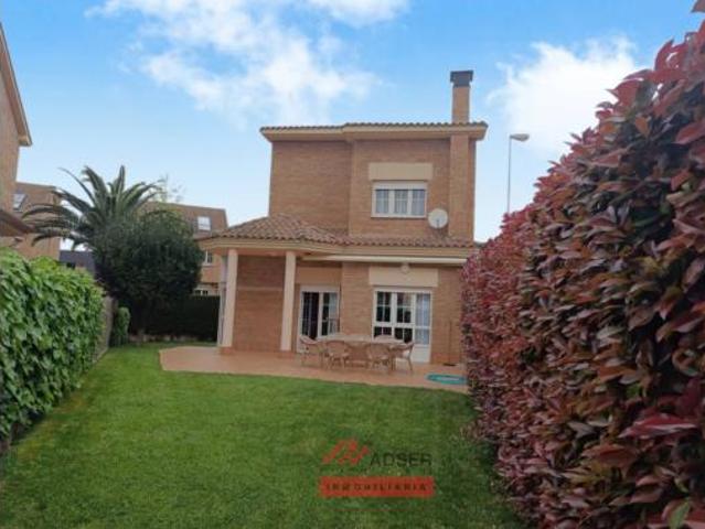 Casa en venta en Montesoria, Logroño