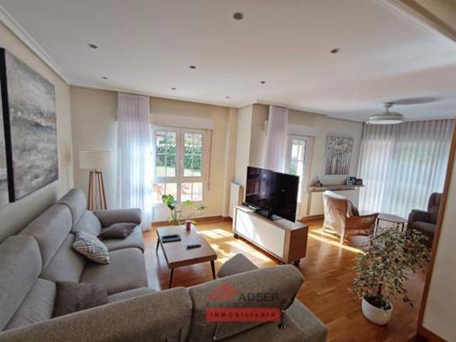 Casa en venta en Montesoria, Logroño