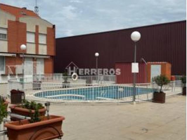 Casa en venta en Yagüe, Logroño