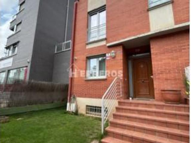 Casa en venta en Yagüe, Logroño