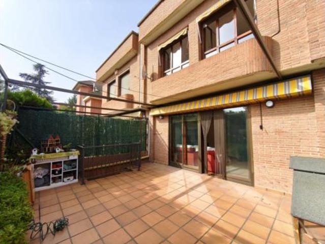 Casa en venta en Montesoria, Logroño