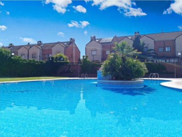 Casa en venta en Montesoria, Logroño