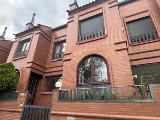 Casa en venta en Montesoria, Logroño
