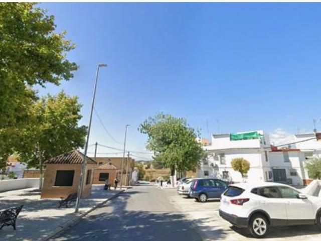 Casa en venta en Lora Del Río, Andalucía