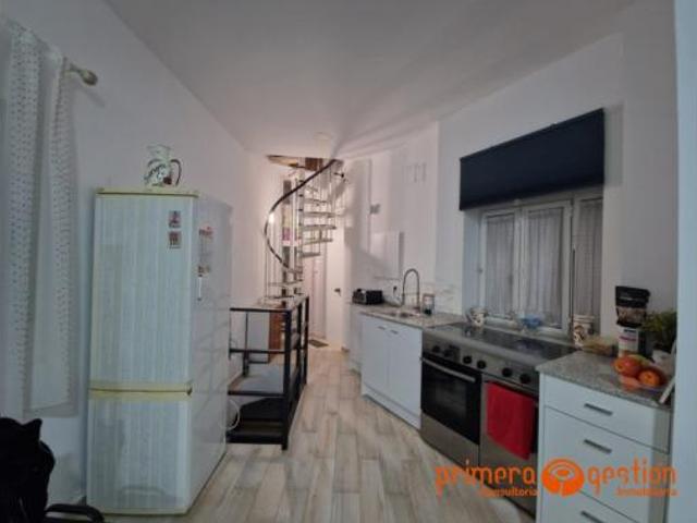 Casa en venta en Lora Del Río, Andalucía