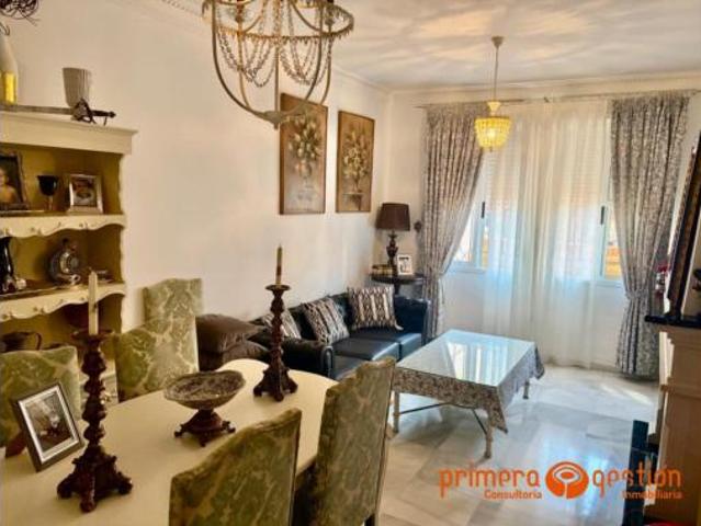 Casa en venta en Lora del Río, Sevilla