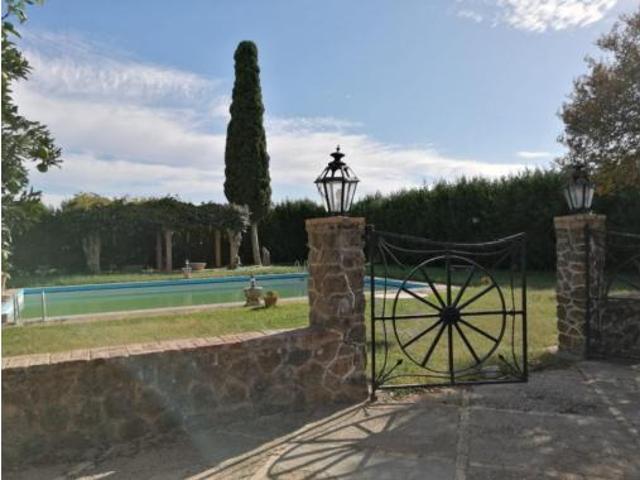 Casa en venta en Lora Del Río, Andalucía