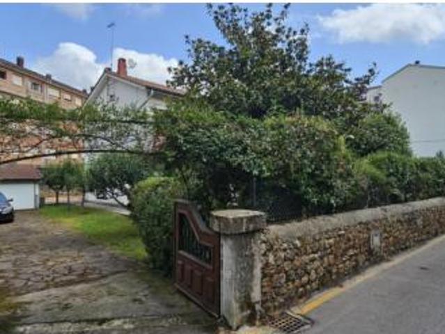 Casa en venta en Los Corrales De Buelna, Cantabria