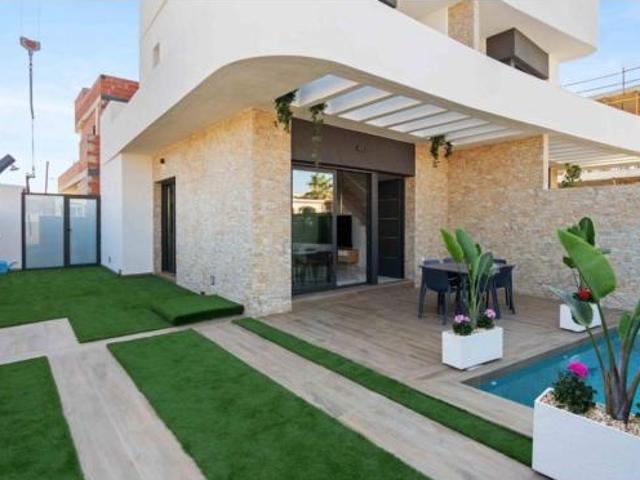 Casa en venta en Los Montesinos, Barrio de los Miras