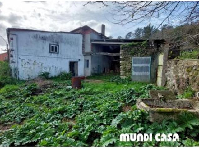 Casa en venta en Lousame, A Coruña