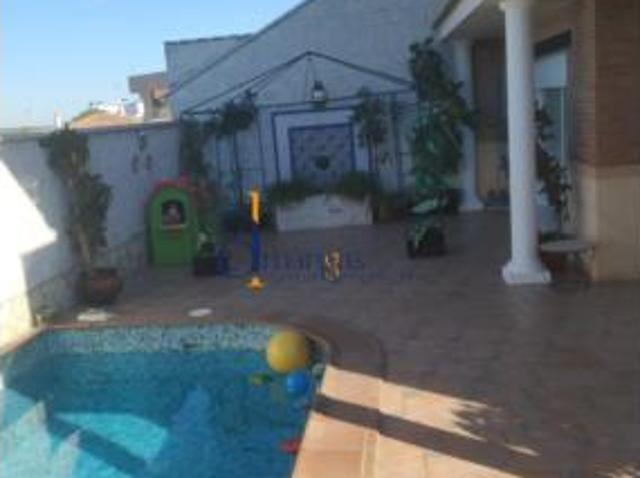 Casa en venta en Lucena, Andalucía