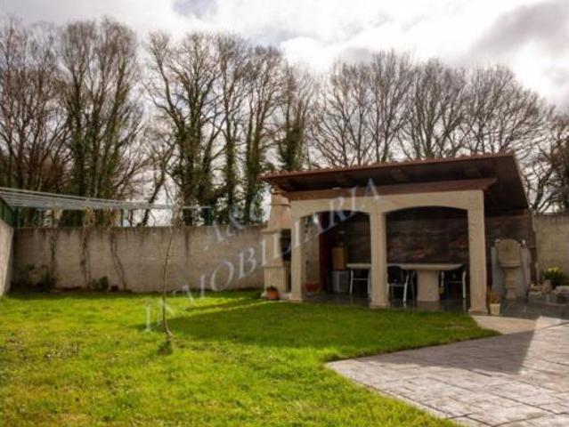 Chalet en venta en As Gándaras, Lugo