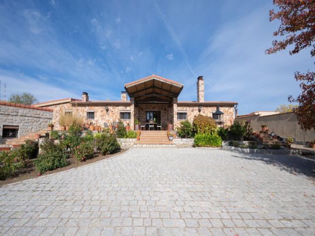 Casa en venta en Plaza de los Residenciales, Colmenar Viejo