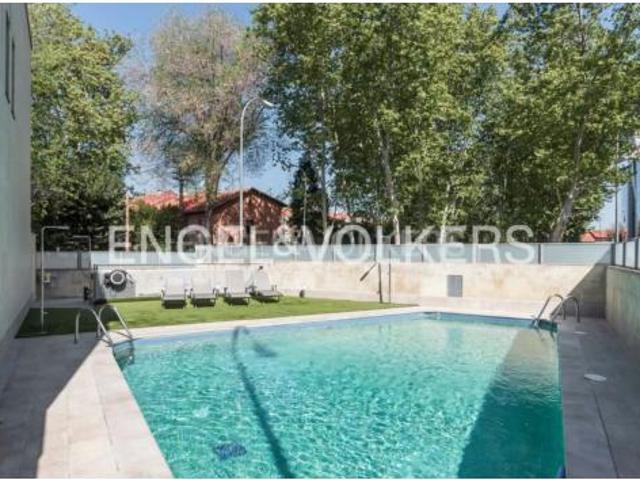 Casa en venta en Chamartín, Madrid