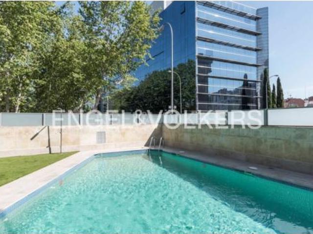 Casa en venta en Chamartín, Madrid