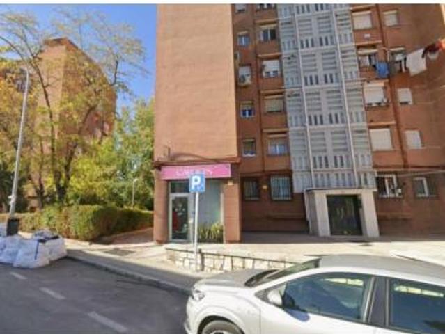Casa en venta en Ciudad Lineal, Madrid