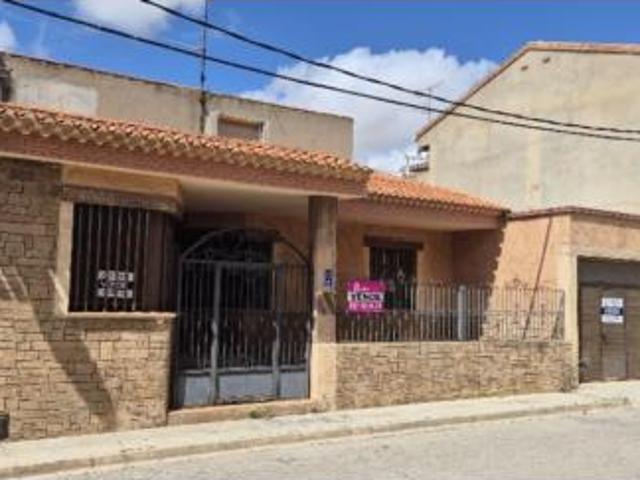 Casa en venta en Madrigueras, Castilla-La Mancha
