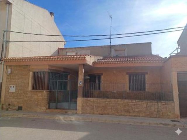 Casa en venta en Madrigueras, Castilla-La Mancha
