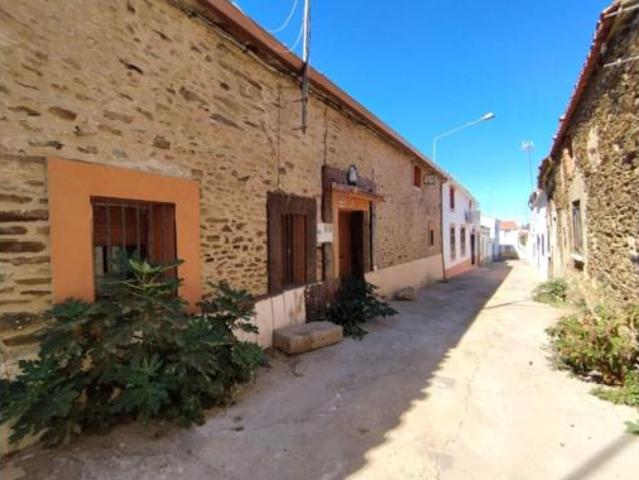 Casa en venta en Madroñera, Extremadura