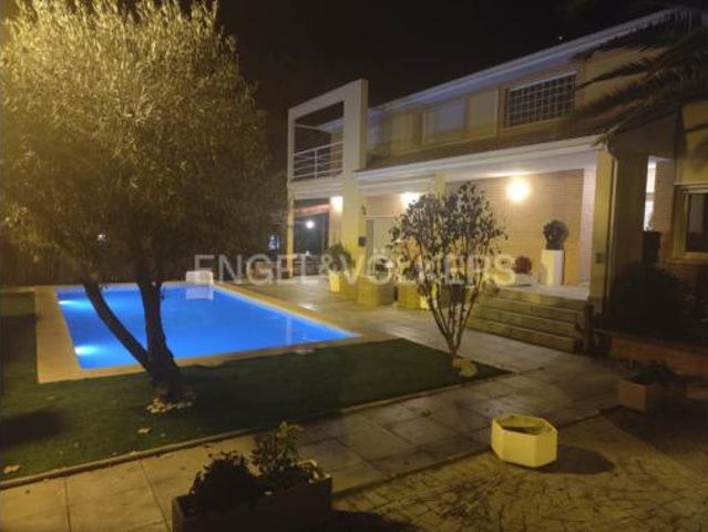 Casa en venta en Majadahonda, Entreálamos