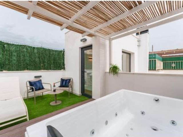 Casa en venta en Málaga, El Molinillo