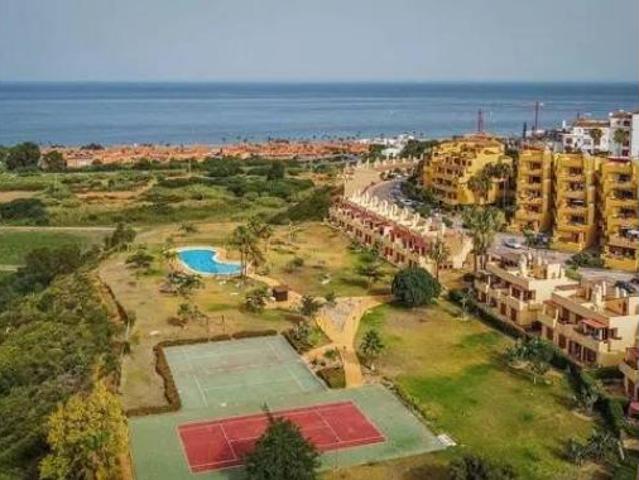 Casa en venta en Castillo de la Duquesa, Costa del Sol Occidental