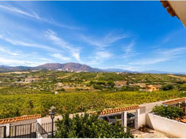 Casa en venta en San Luis de Sabinillas, Costa del Sol Occidental