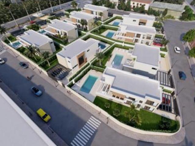 Casa en venta en Castillo de la Duquesa, Costa del Sol Occidental
