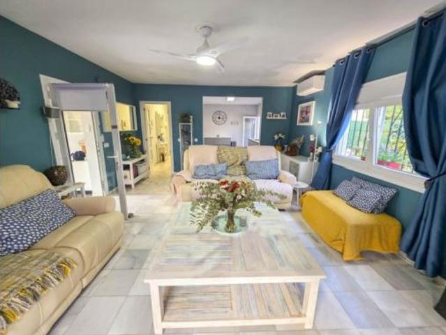Casa en venta en Castillo de la Duquesa, Costa del Sol Occidental