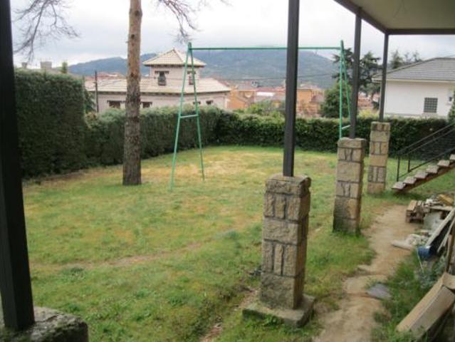 Casa en venta en Manzanares El Real, Madrid