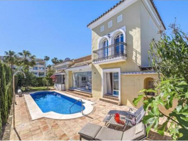 Casa en venta en Rio Real, Costa del Sol Occidental