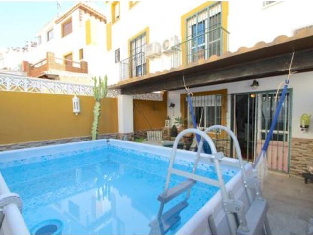 Casa en venta en El Vicario, Marbella