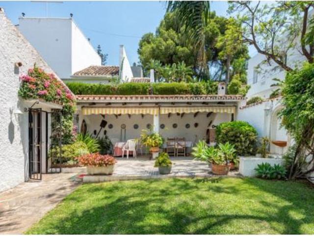 Casa en venta en Nueva Andalucía, Costa del Sol Occidental