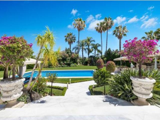 Casa en venta en Nueva Andalucía, Costa del Sol Occidental