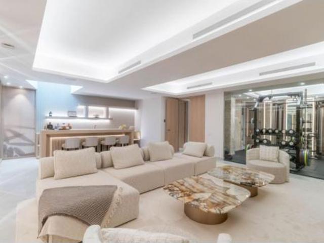 Casa en venta en Nueva Andalucía, Costa del Sol Occidental