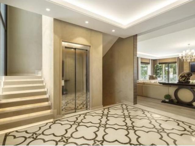 Casa en venta en Nueva Andalucía, Costa del Sol Occidental
