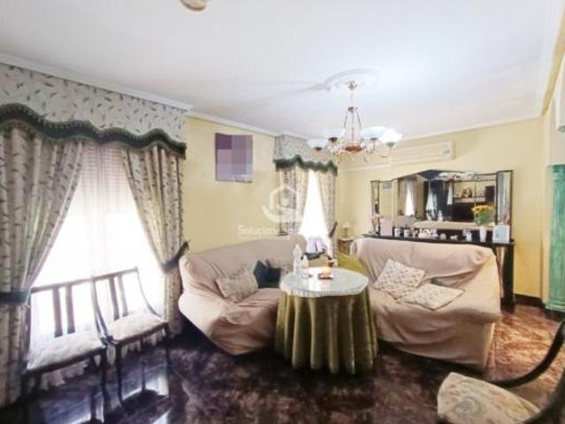Casa en venta en Martos, Andalucía