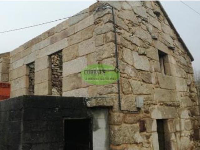 Casa en venta en Maside, O Carballiño