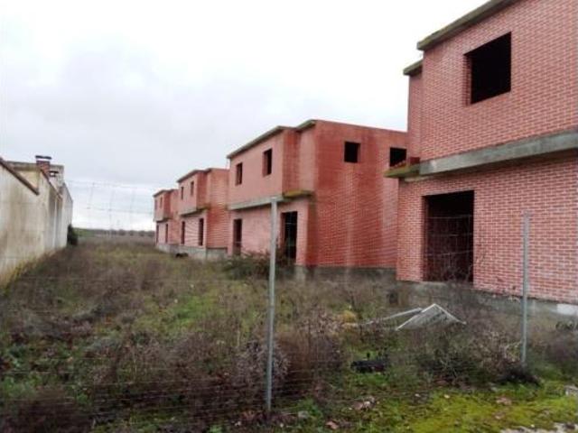 Casa en venta en Matapozuelos, Castilla y León