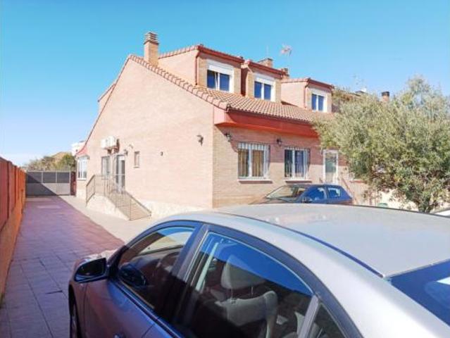 Casa en venta en Meco, Madrid