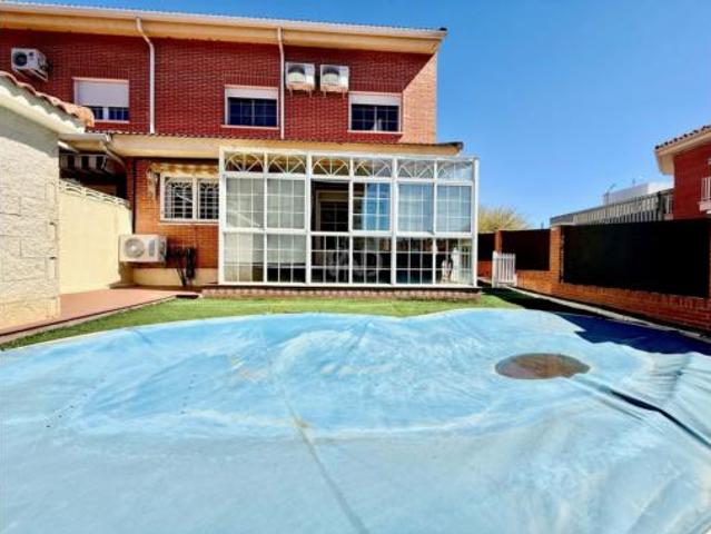 Casa en venta en Meco, Madrid