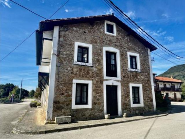 Casa en venta en Medio Cudeyo, Cantabria