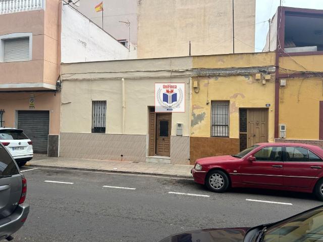 Casa en venta en Melilla, Triángulo de Oro
