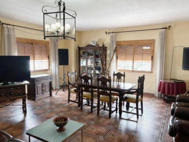 Casa en venta en Mengíbar, Andalucía