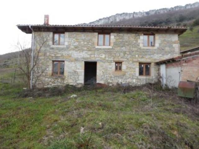 Casa en venta en Merindad De Sotoscueva, Castilla y León