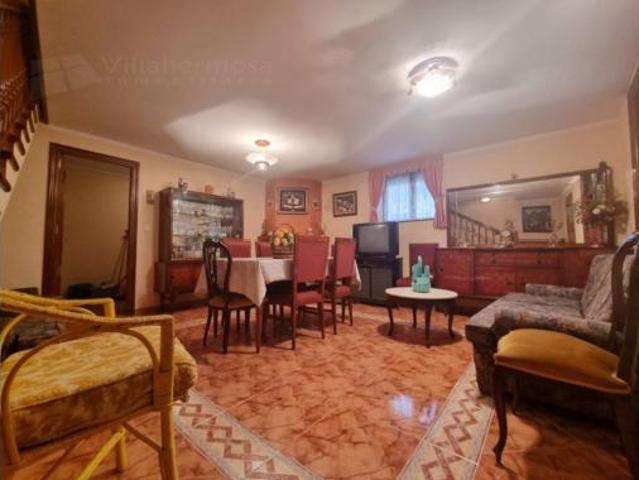 Casa en venta en Merindad De Valdivielso, Castilla y León
