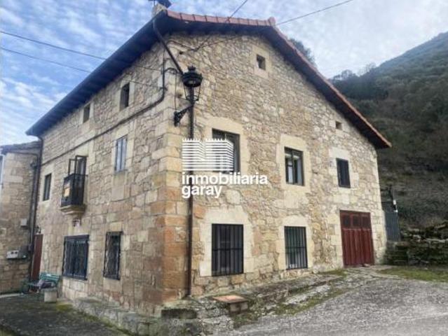 Casa en venta en Merindad De Valdivielso, Castilla y León