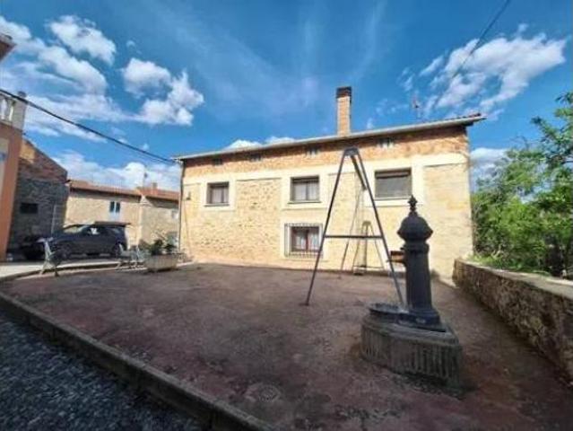 Casa en venta en Merindad De Valdivielso, Castilla y León