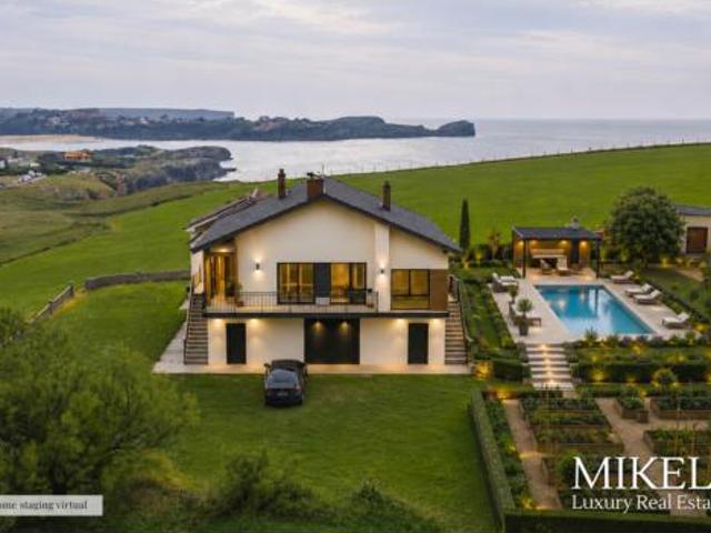 Casa en venta en Cuchía, Miengo